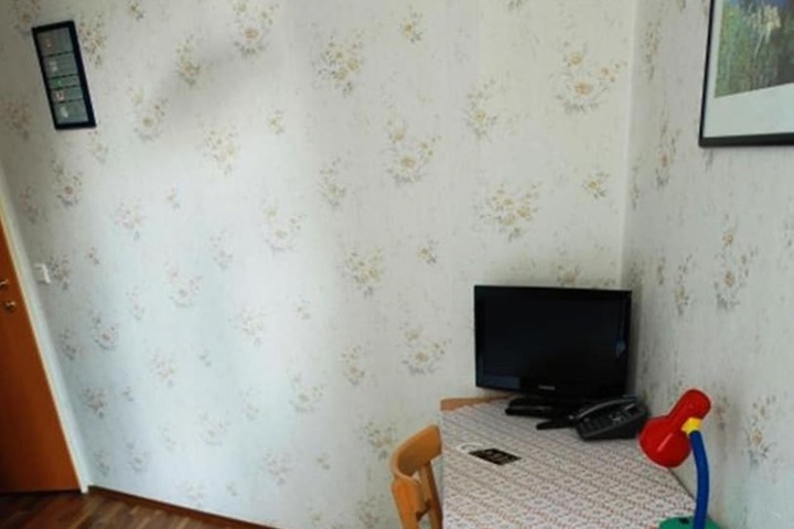Room 7 of 15