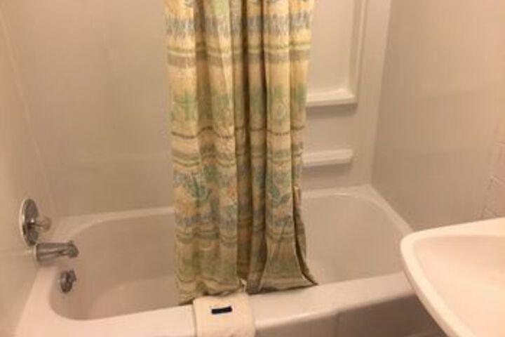 Room 9 of 44
