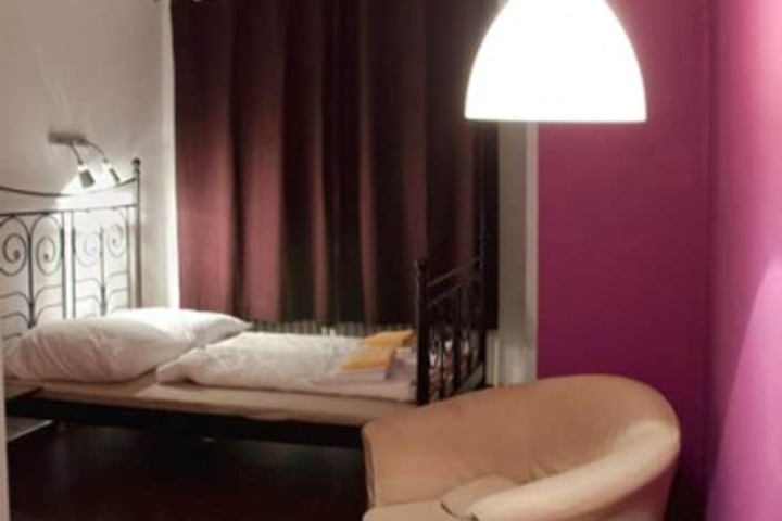 Room 17 of 52