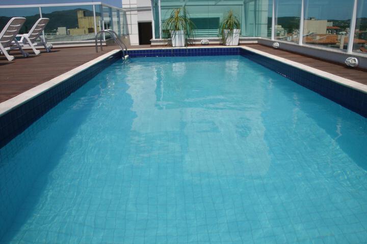 Pool Hotel