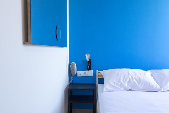 Room 19 of 135