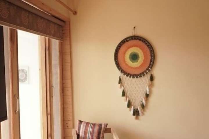 Room 27 of 127