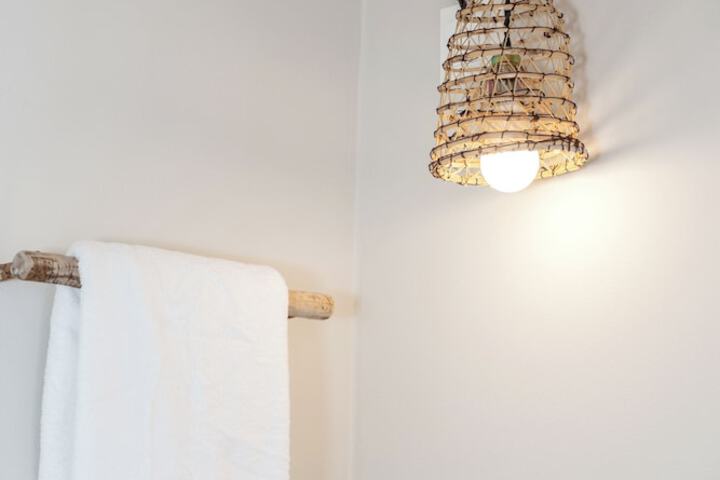 Room 27 of 41