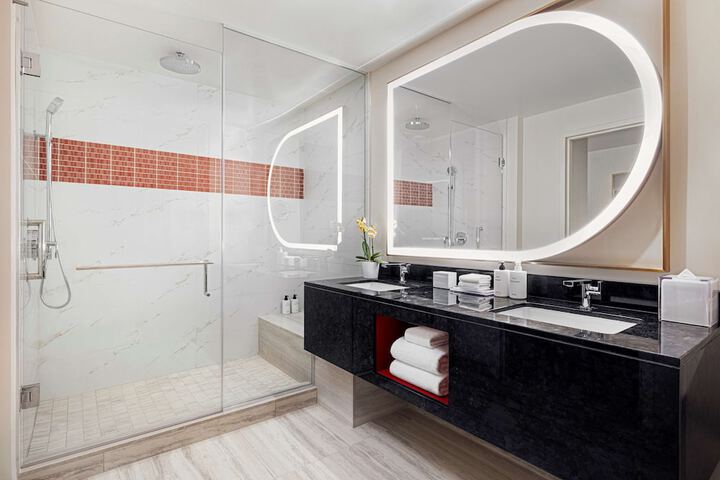 Bathroom shower