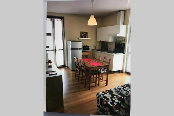 Room 4 of 4