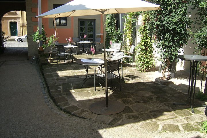 Hotel Exterior 21 of 23