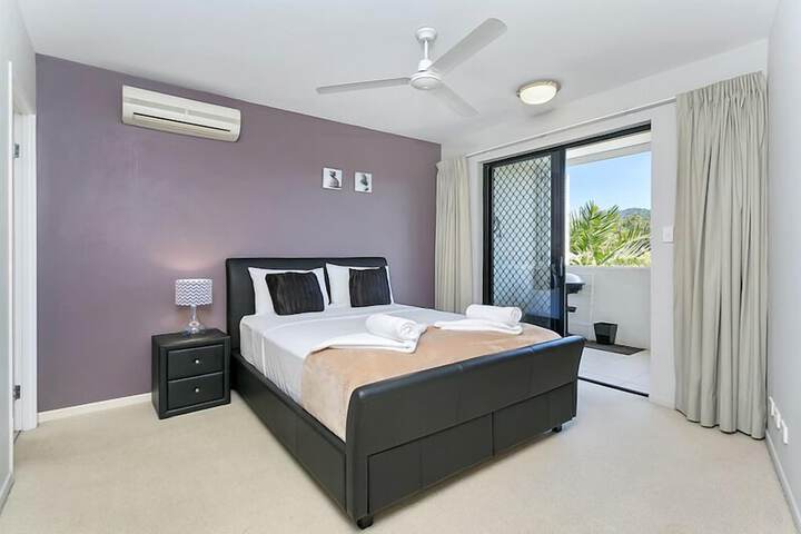 Room 3 of 16