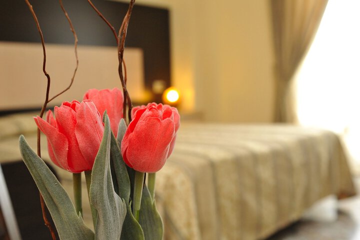 Room 4 of 52