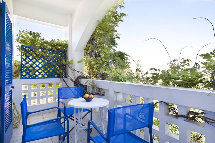 Terrace/Patio 29 of 47