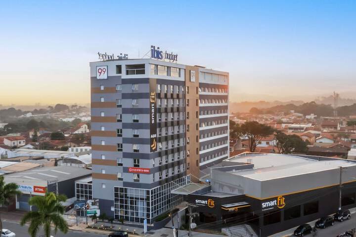 Ibis Budget Pindamonhangaba in Pindamonhangaba