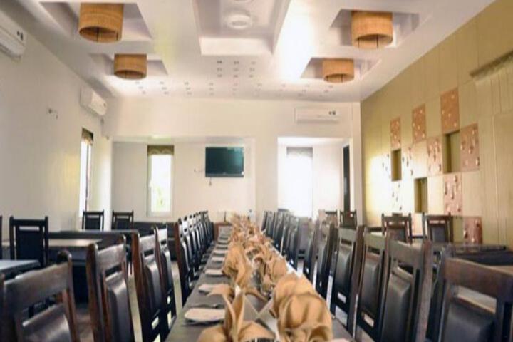 Tusti Restaurant