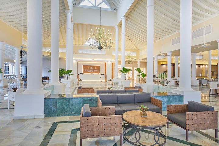 Lobby Entry