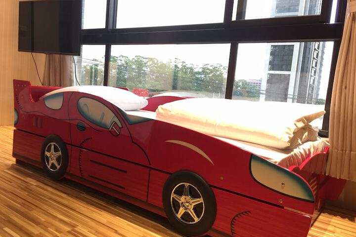 Room 10 of 55