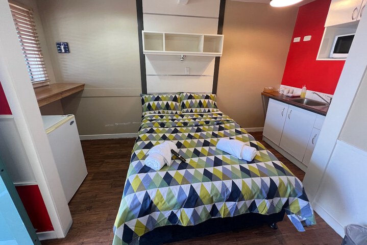 Room 51 of 74