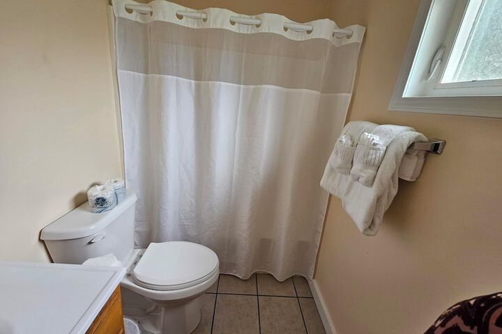 Room 46 of 85