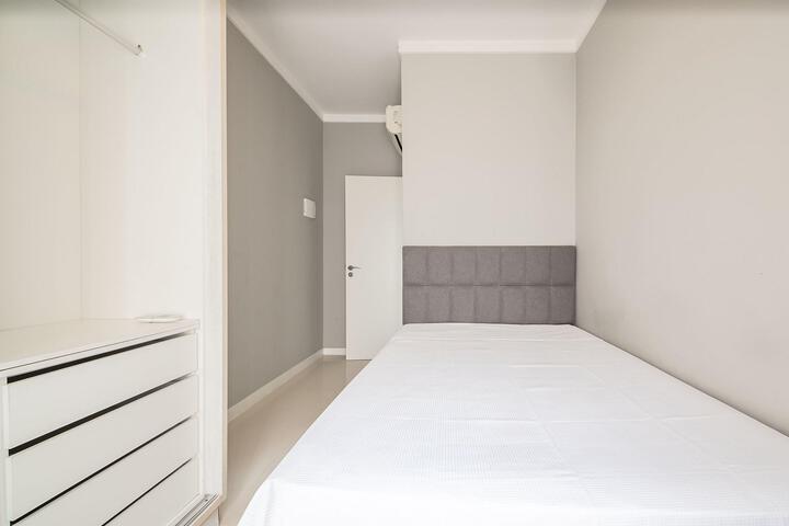 Room 3 of 22