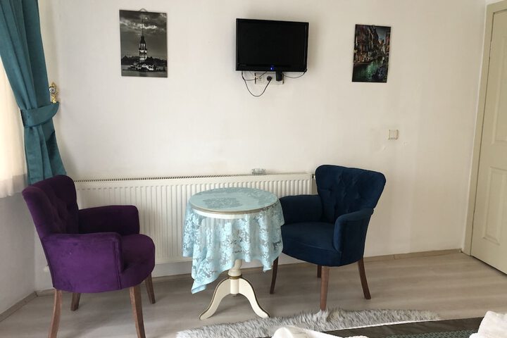 Room 43 of 61