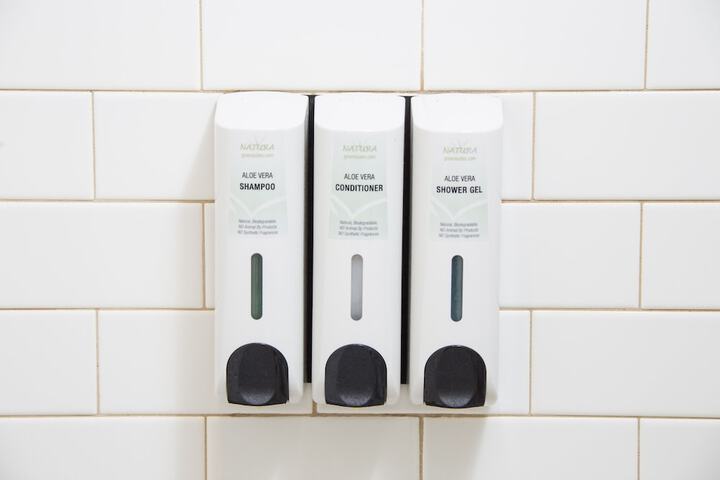 Bathroom amenities