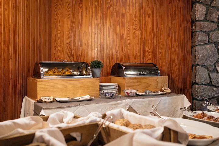 Dining 83 of 112