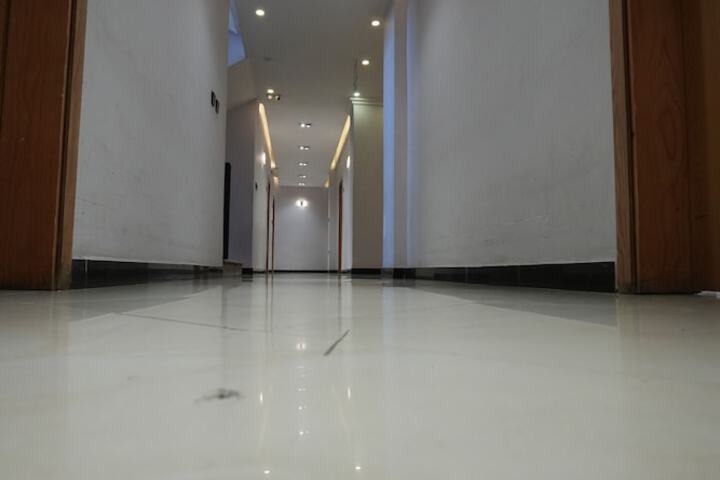 Ballroom/Hall 150 of 173