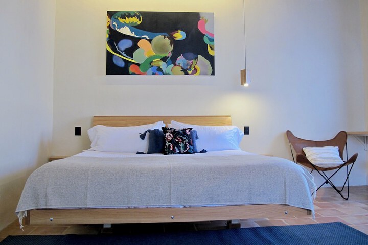 Room 3 of 41