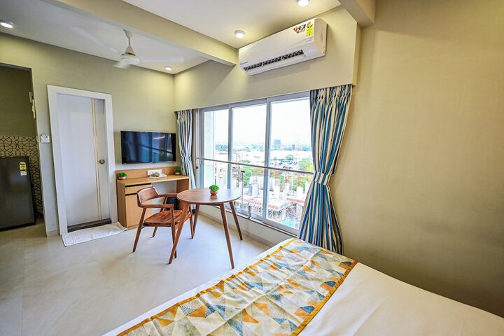 Room 15 of 63