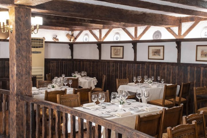 Dining Photos
