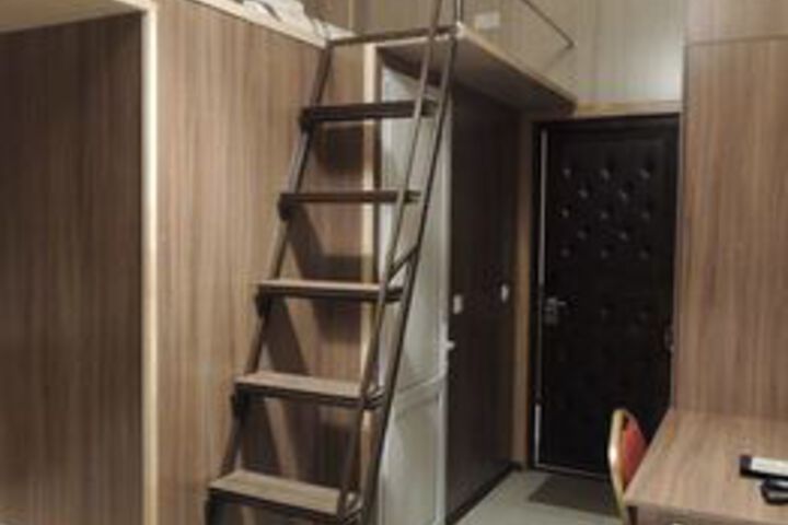 Room 32 of 114