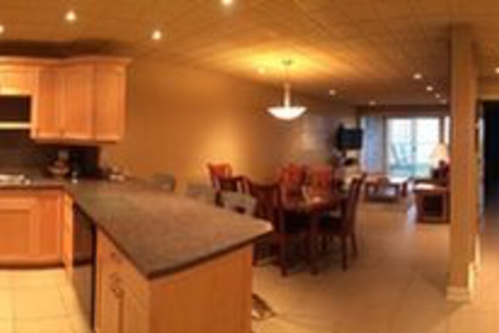 Room 15 of 32