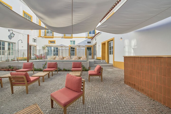 Hotel 66 of 67