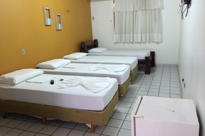 Room 11 of 40
