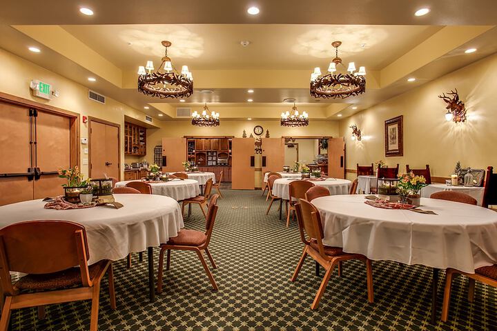 Banquet hall