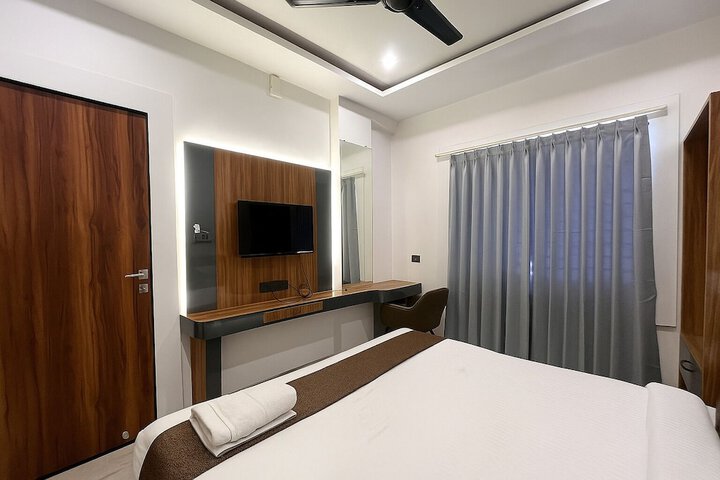 Room 28 of 92
