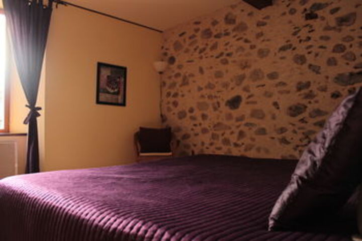 Room 24 of 53