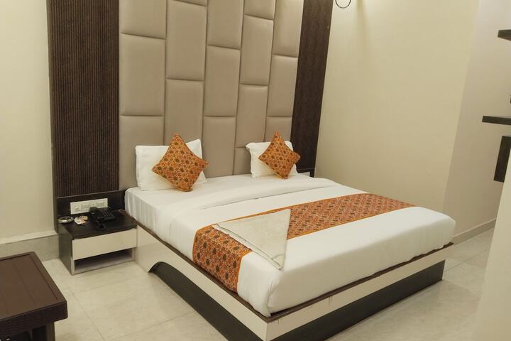 Room 19 of 27