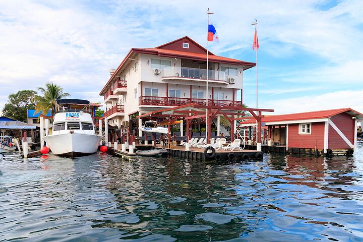 Exterior of Divers Paradise Boutique Hotel
