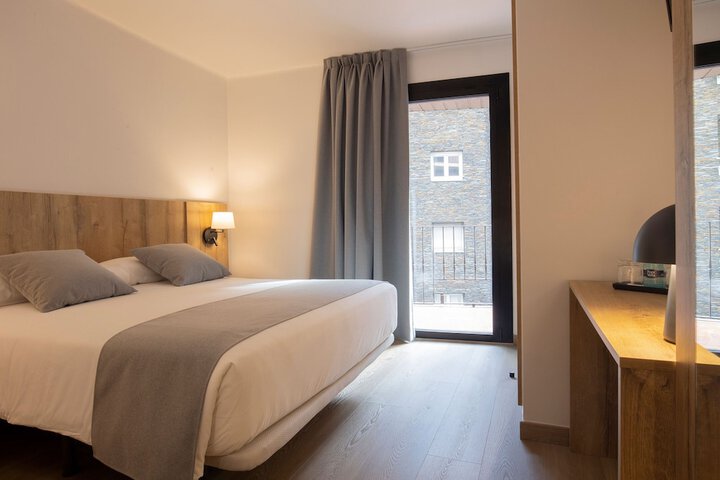 Room 13 of 48