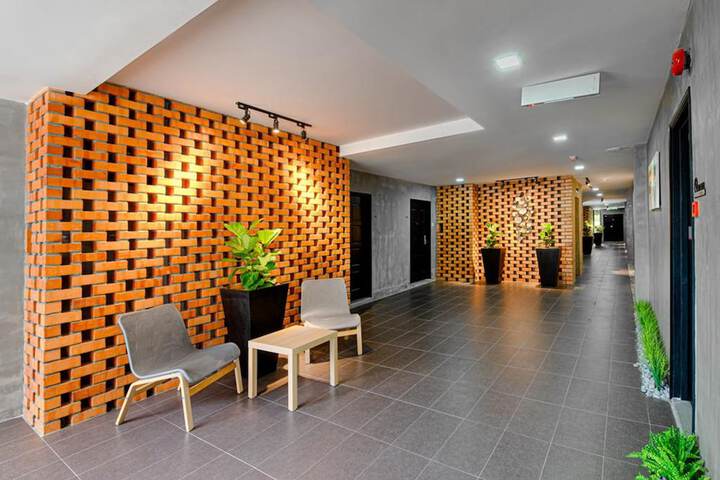 Ballroom/Hall 49 of 65