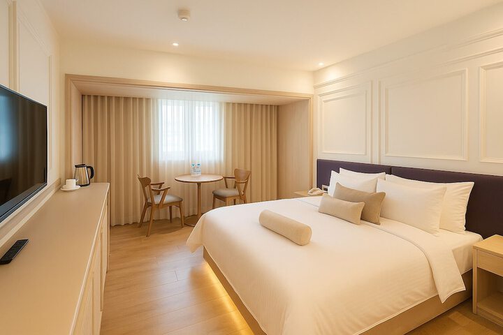 Room 4 of 24