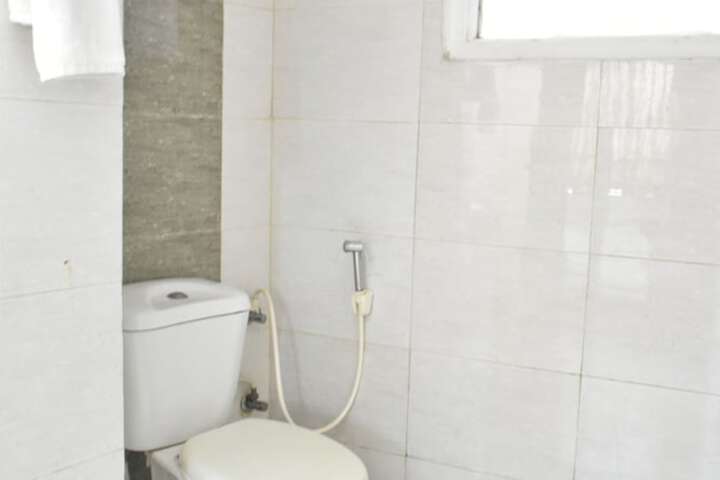 Room 16 of 21