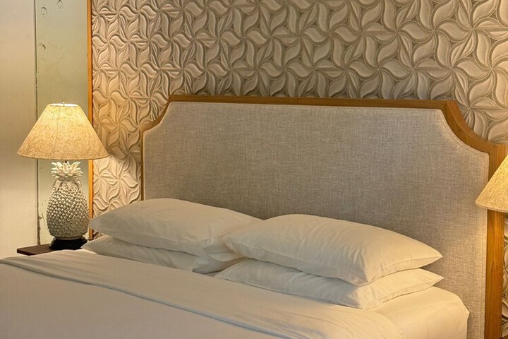 Room 40 of 138