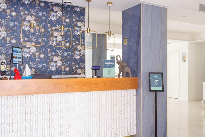 Hotel Interior 7 of 49