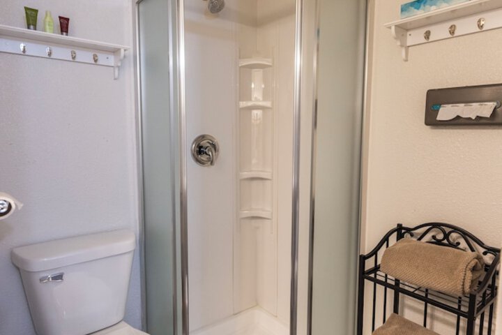 Room 36 of 43