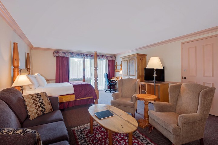 Room 12 of 40