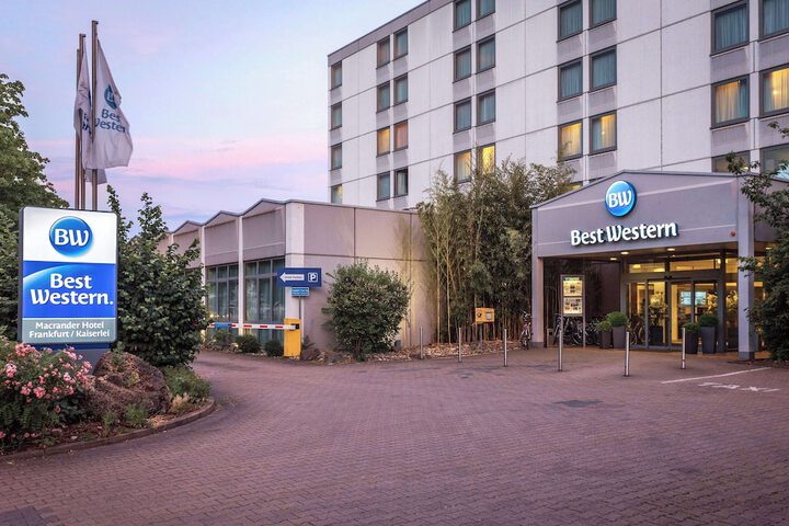 Hotel 100 of 105