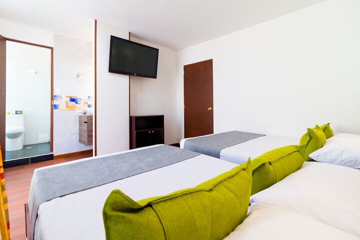 Room 12 of 46