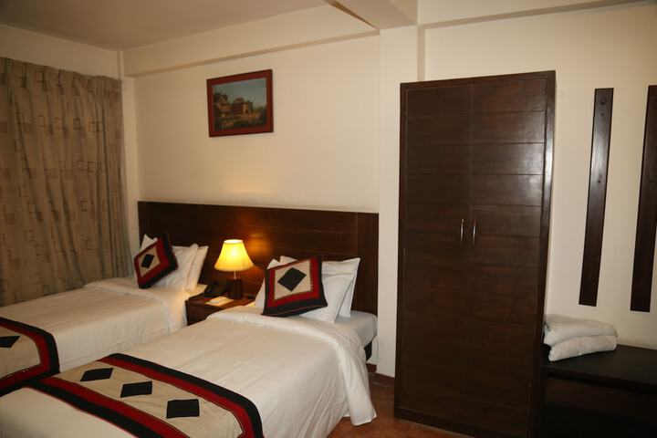 Room 9 of 61