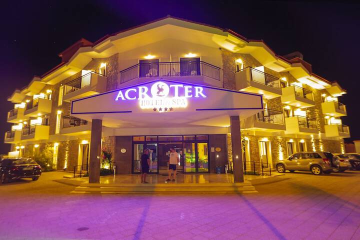 Hotel 143 of 158