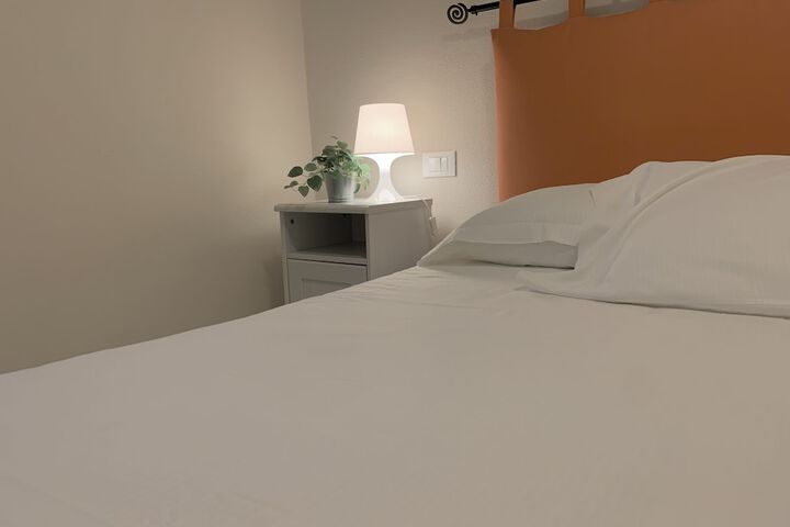 Room 25 of 59