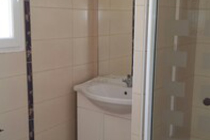 Room 2 of 9